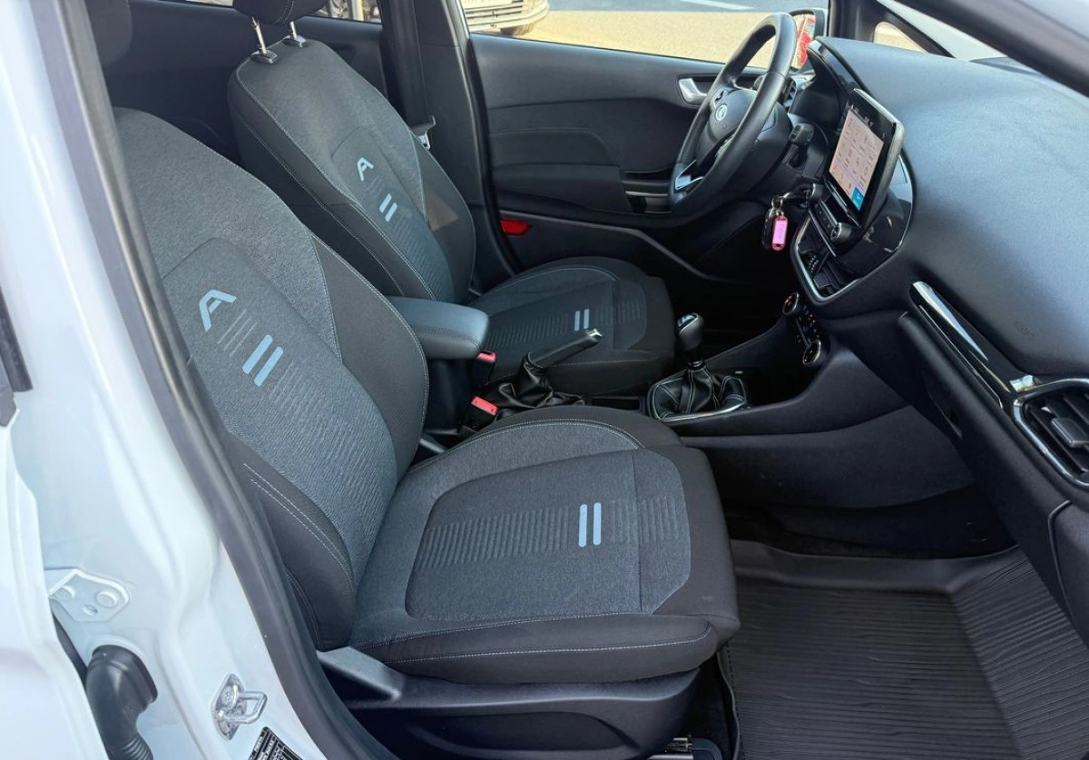 Ford Fiesta - Zdjęcie 9