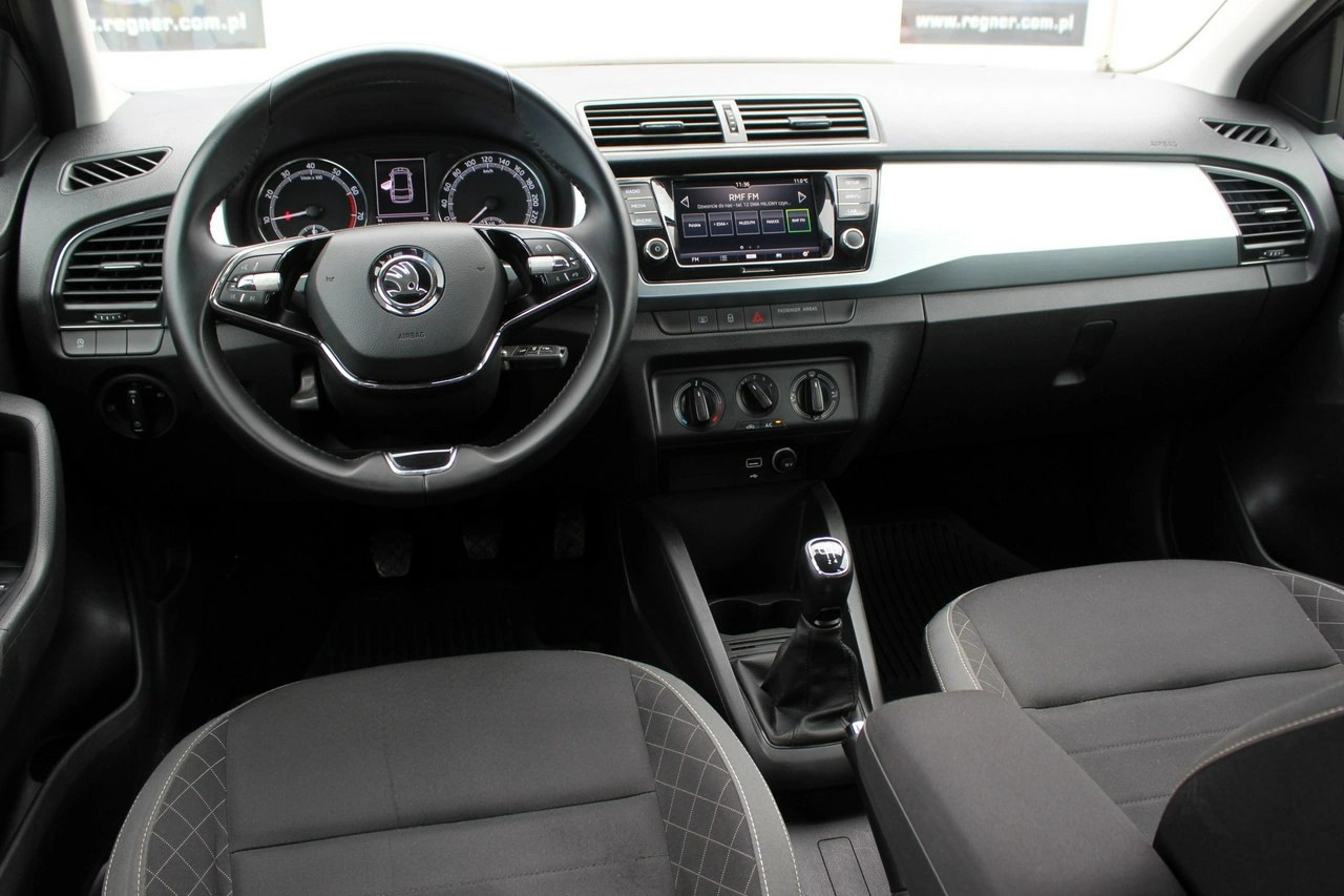 Skoda Fabia - Zdjęcie 9