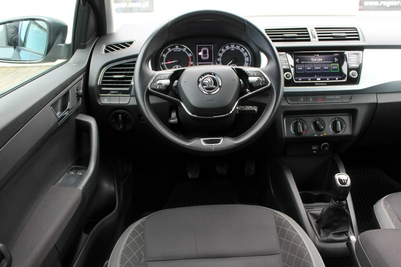 Skoda Fabia - Zdjęcie 8
