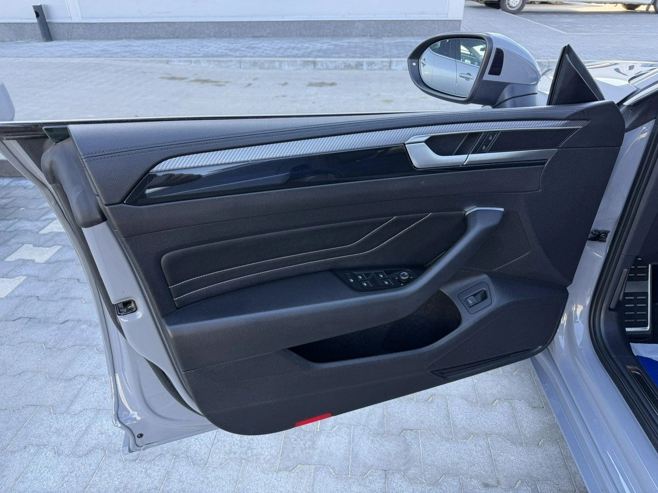 Volkswagen Arteon - Zdjęcie 14