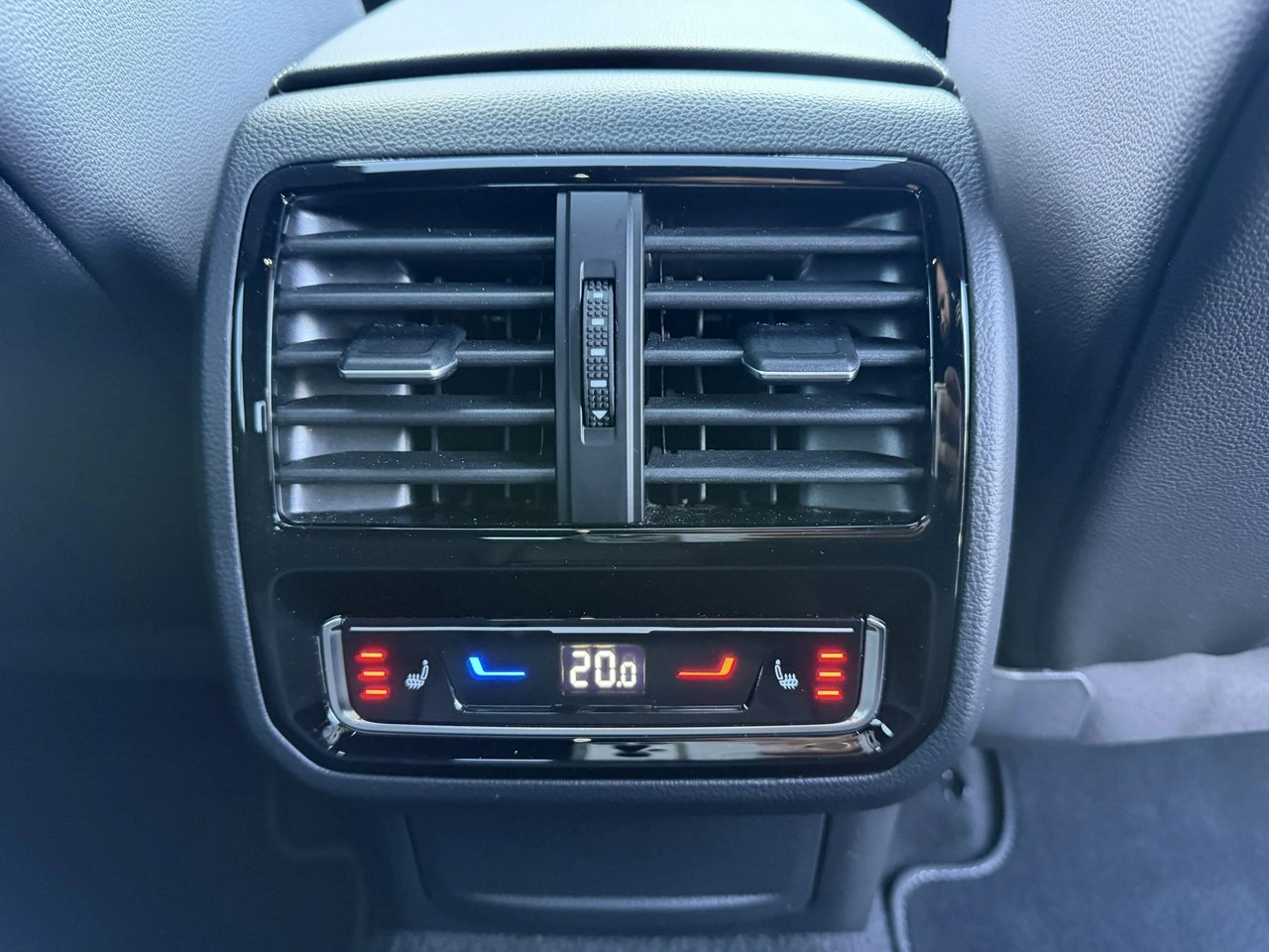 Volkswagen Arteon - Zdjęcie 31