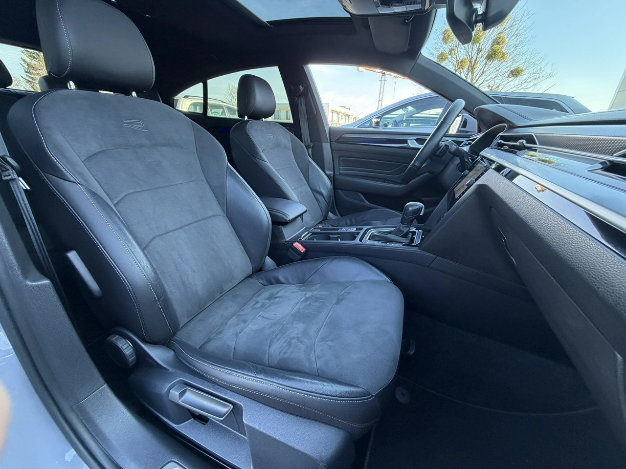 Volkswagen Arteon - Zdjęcie 35