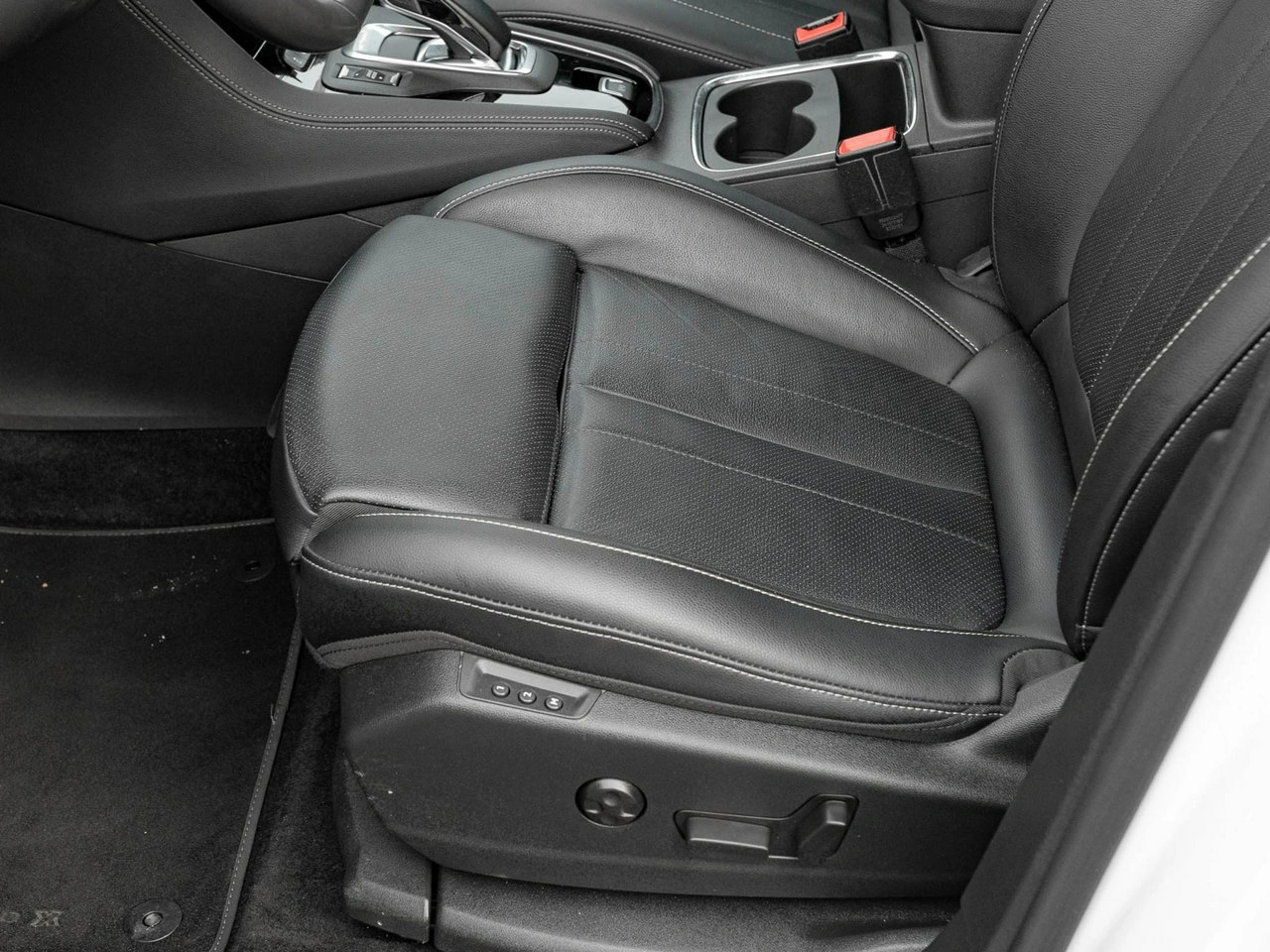 Opel Grandland X - Zdjęcie 11