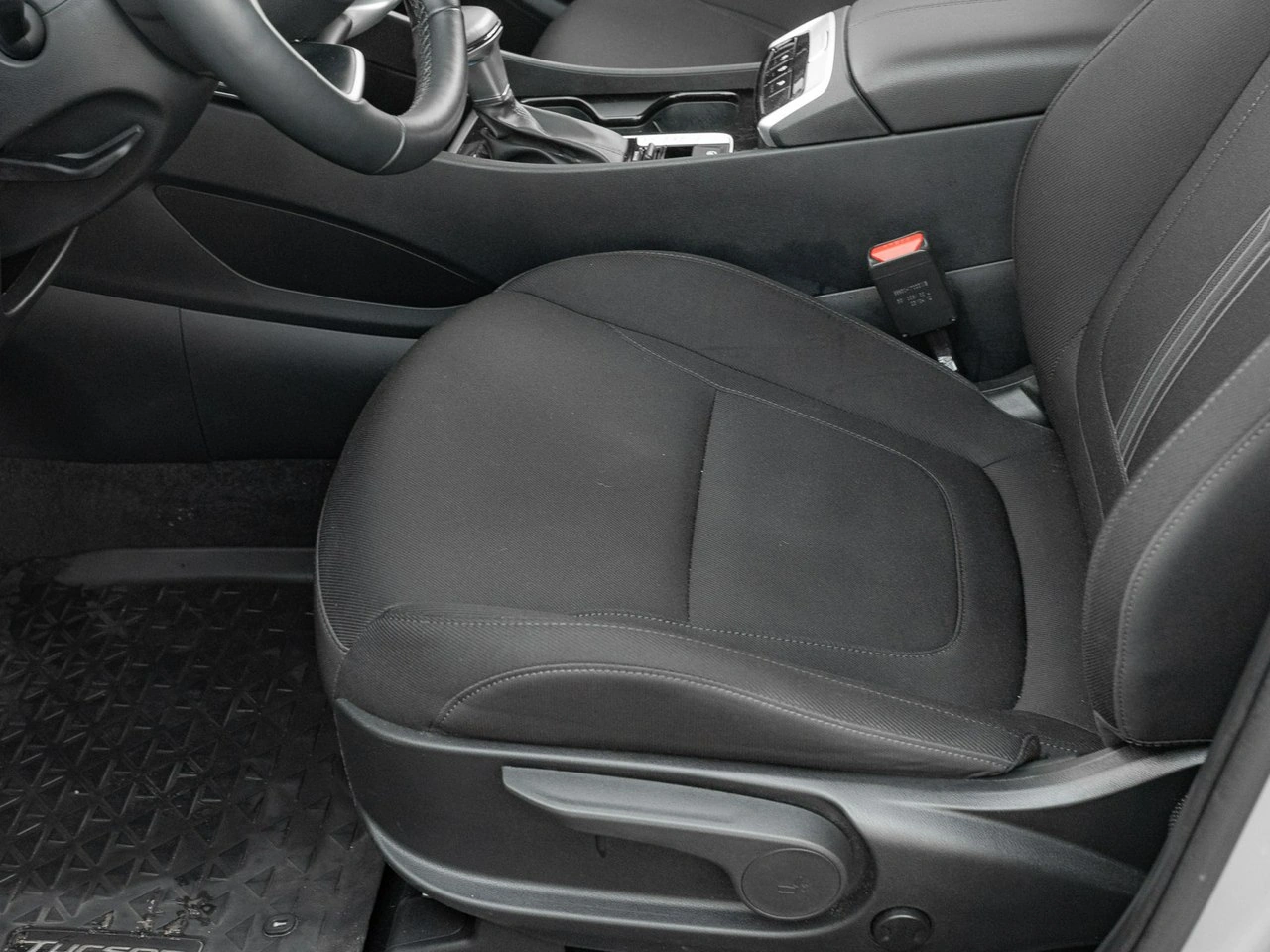 Hyundai Tucson - Zdjęcie 12