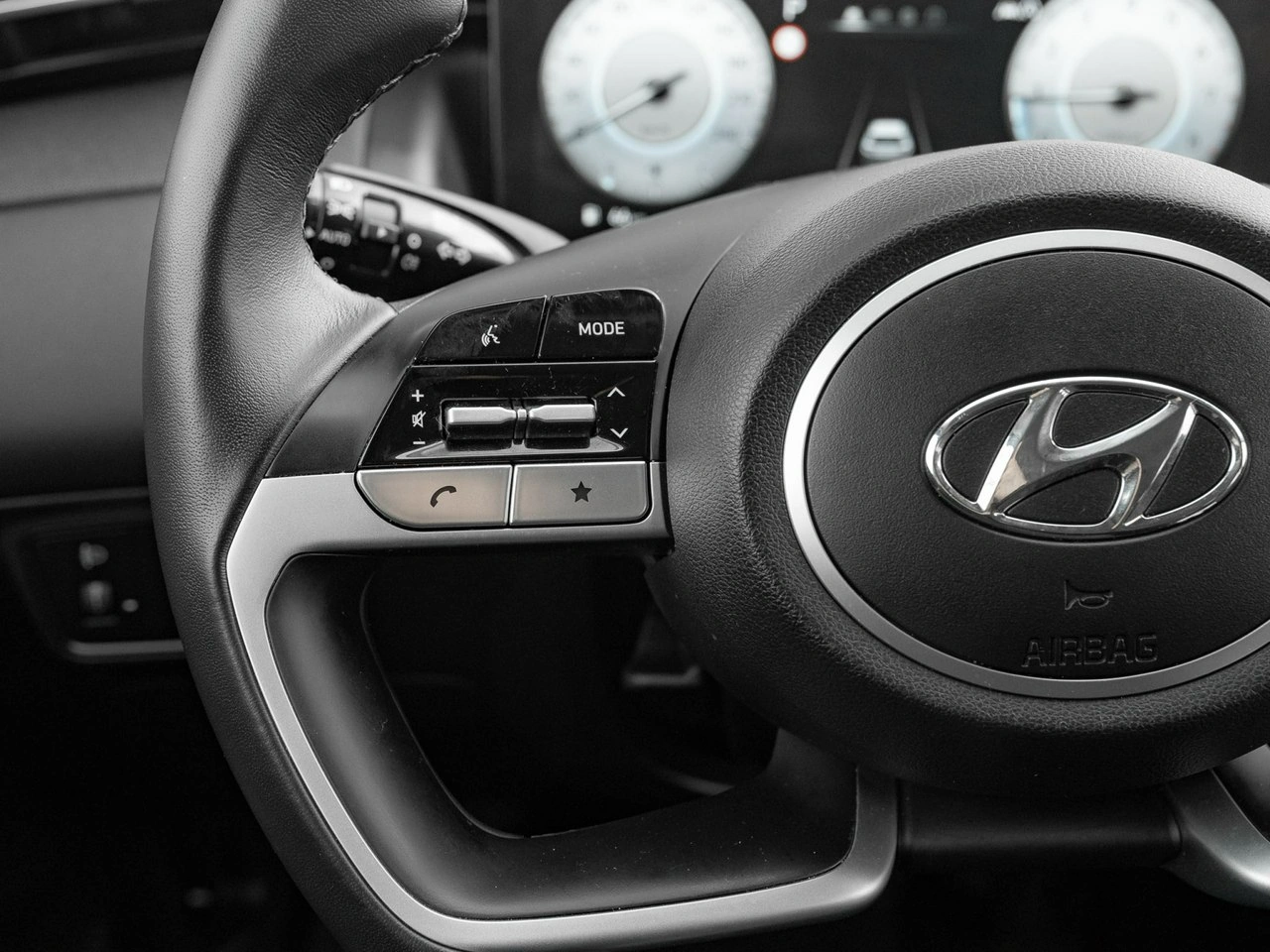 Hyundai Tucson - Zdjęcie 15