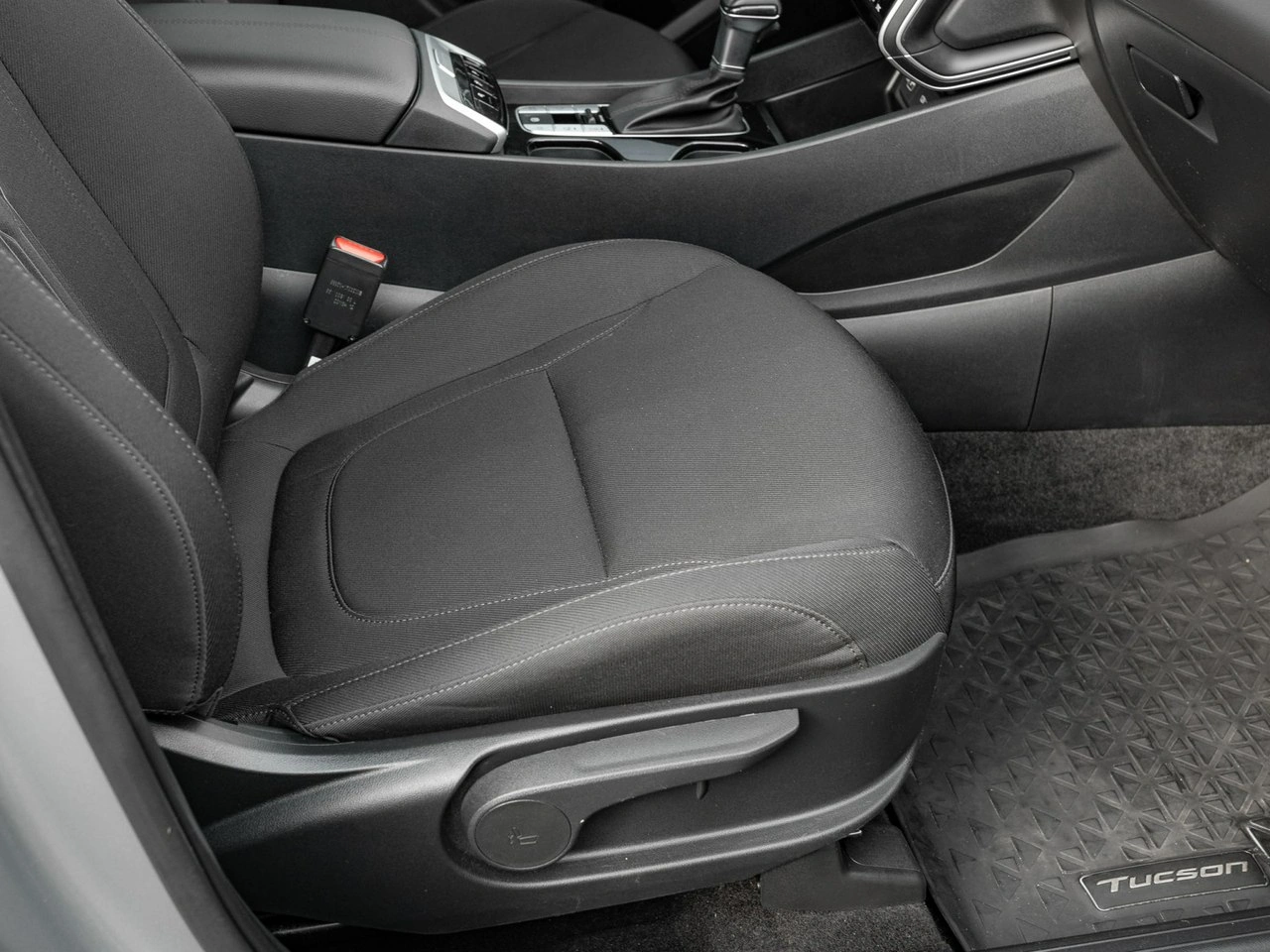 Hyundai Tucson - Zdjęcie 30