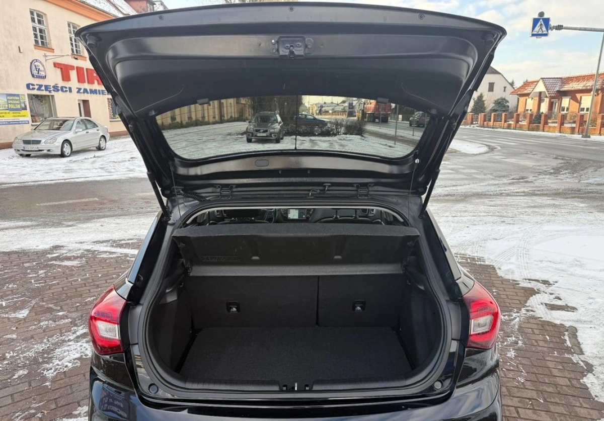 Hyundai i20 - Zdjęcie 16