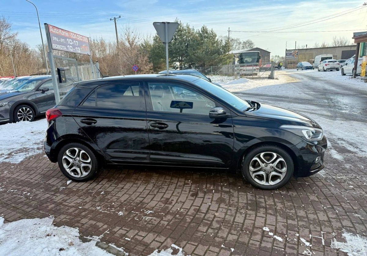 Hyundai i20 - Zdjęcie 22