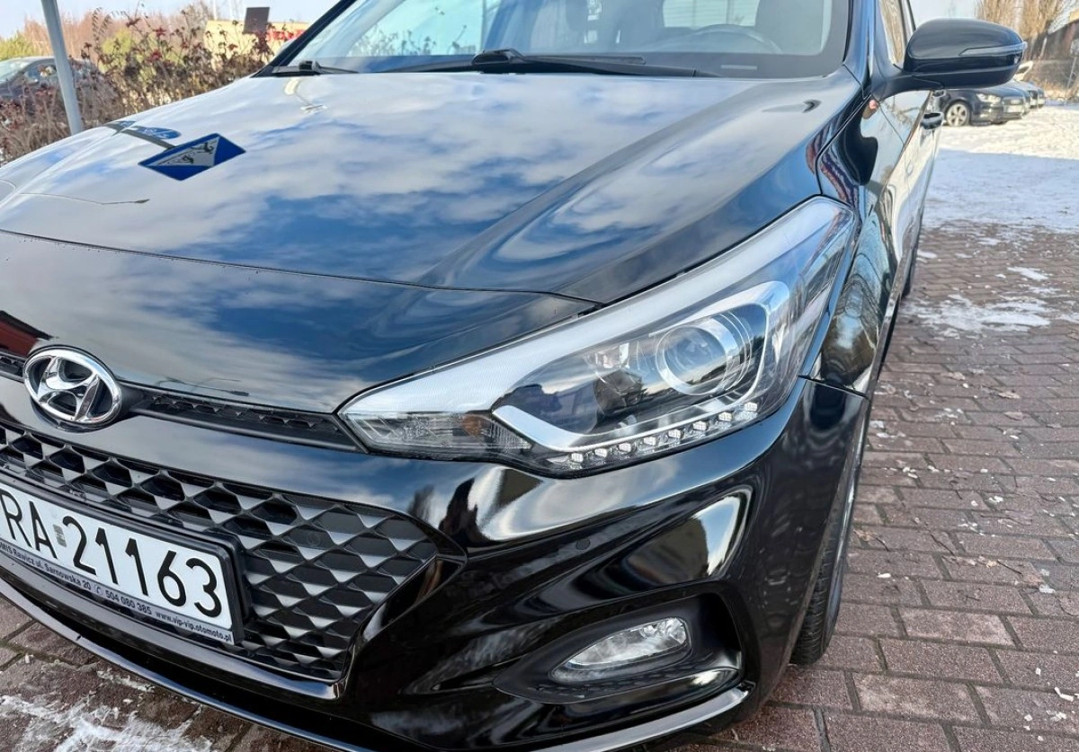 Hyundai i20 - Zdjęcie 28