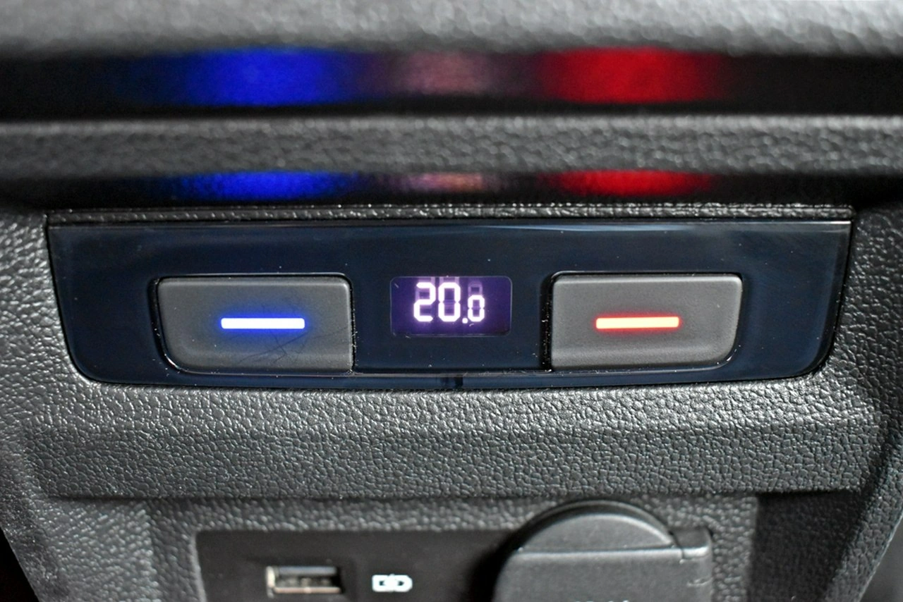 Volkswagen Tiguan - Zdjęcie 11