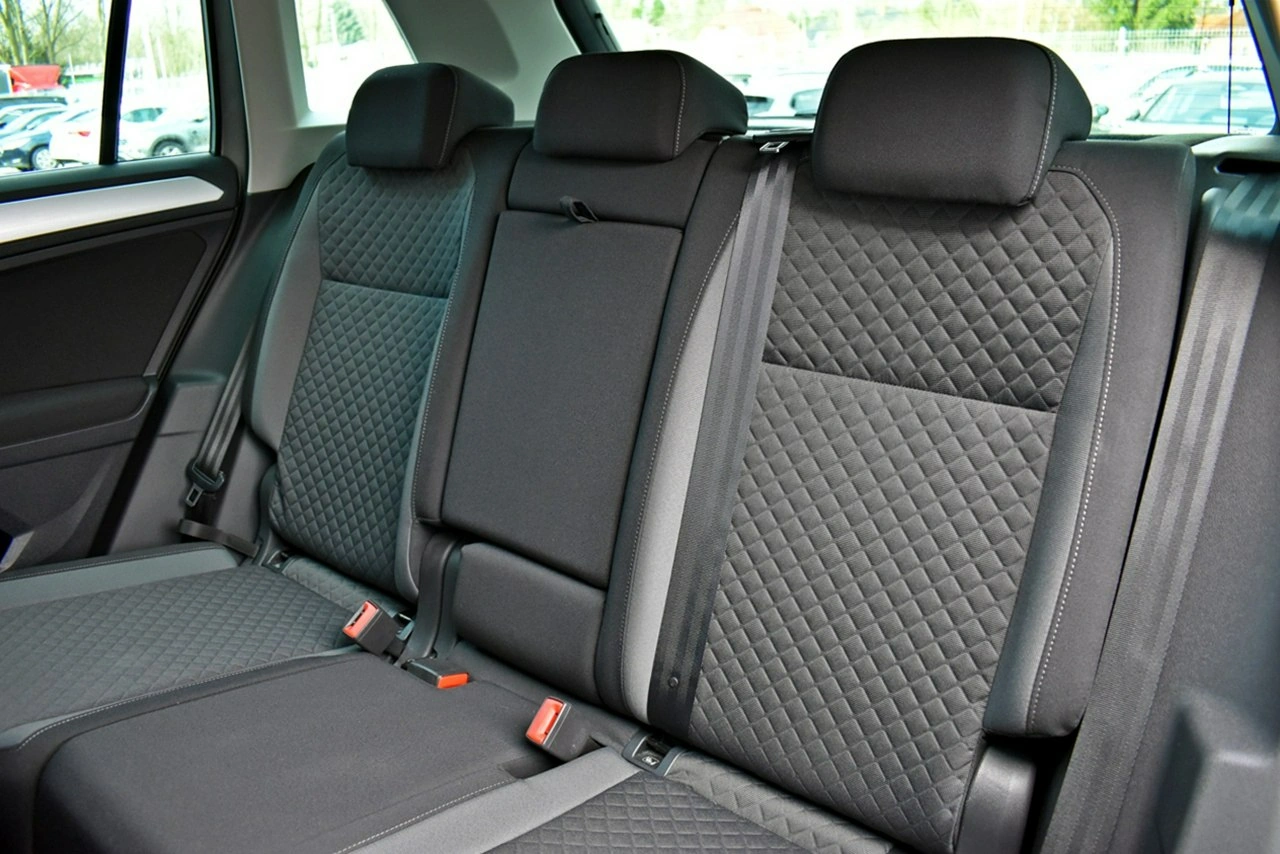 Volkswagen Tiguan - Zdjęcie 12