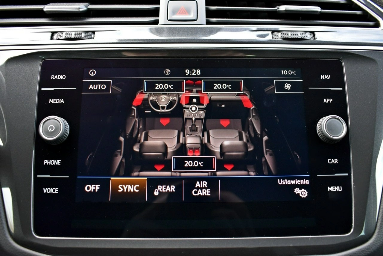 Volkswagen Tiguan - Zdjęcie 25