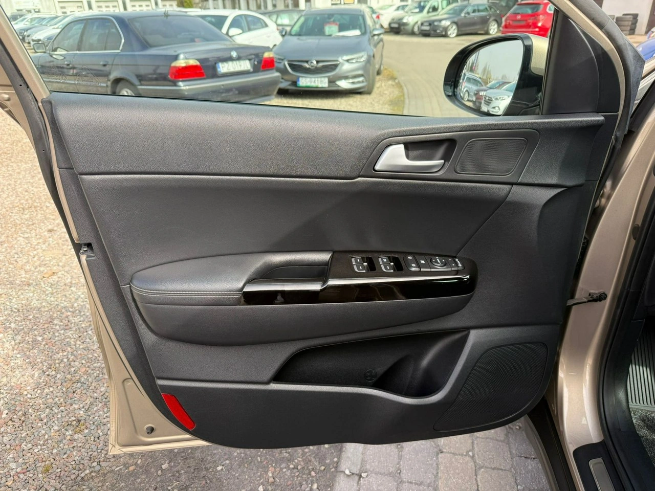 Kia Sportage - Zdjęcie 9