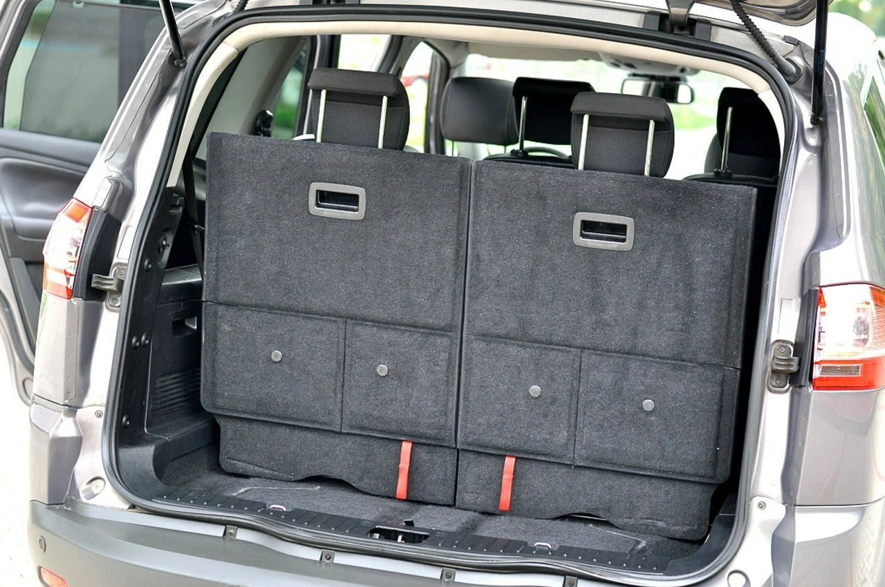 Ford S-Max - Zdjęcie 13