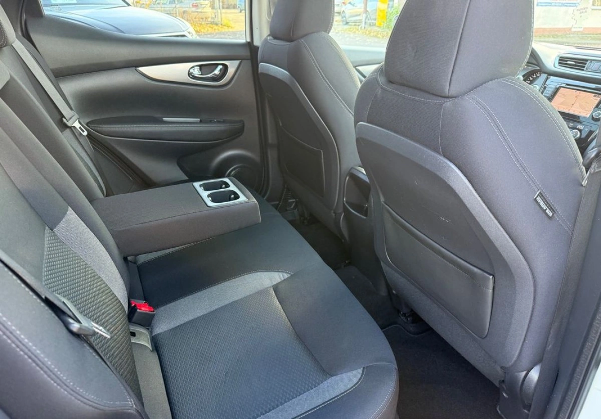 Nissan Qashqai - Zdjęcie 12