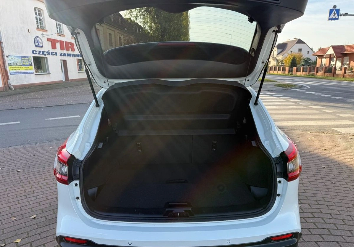 Nissan Qashqai - Zdjęcie 16