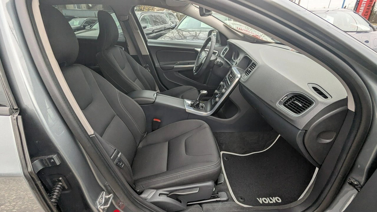 Volvo V60 - Zdjęcie 16