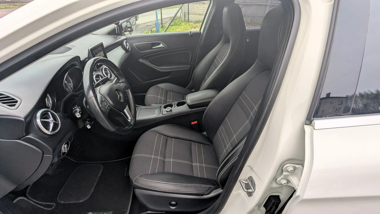 Mercedes GLA 200 - Zdjęcie 11