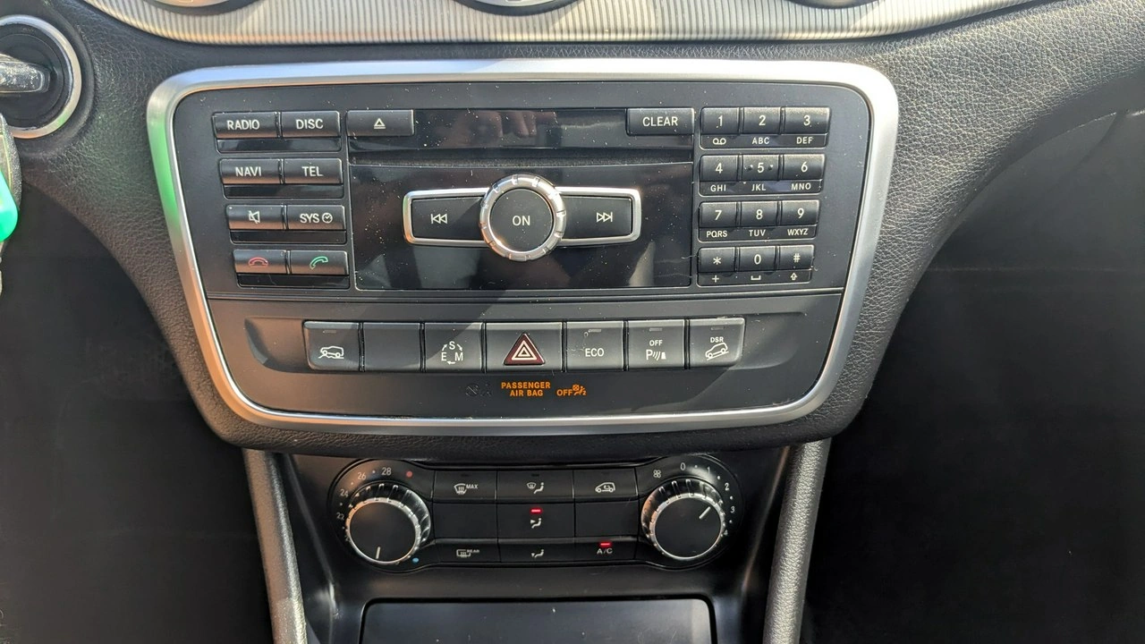 Mercedes GLA 200 - Zdjęcie 32