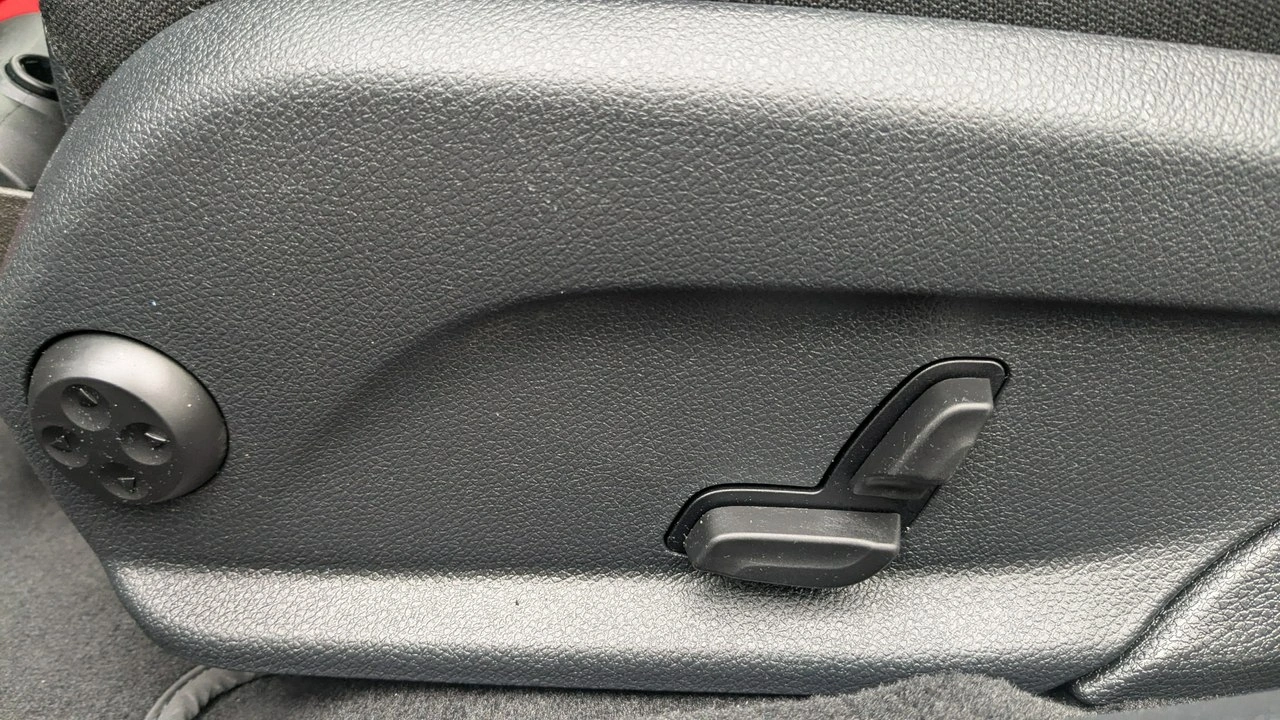 Mercedes C 300 - Zdjęcie 33