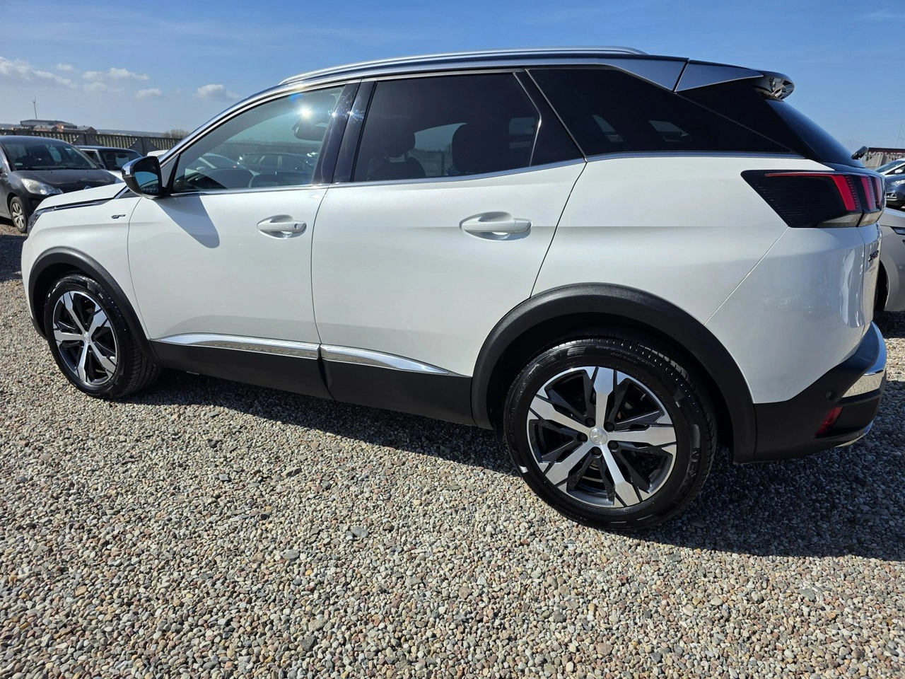 Peugeot 3008 - Zdjęcie 23