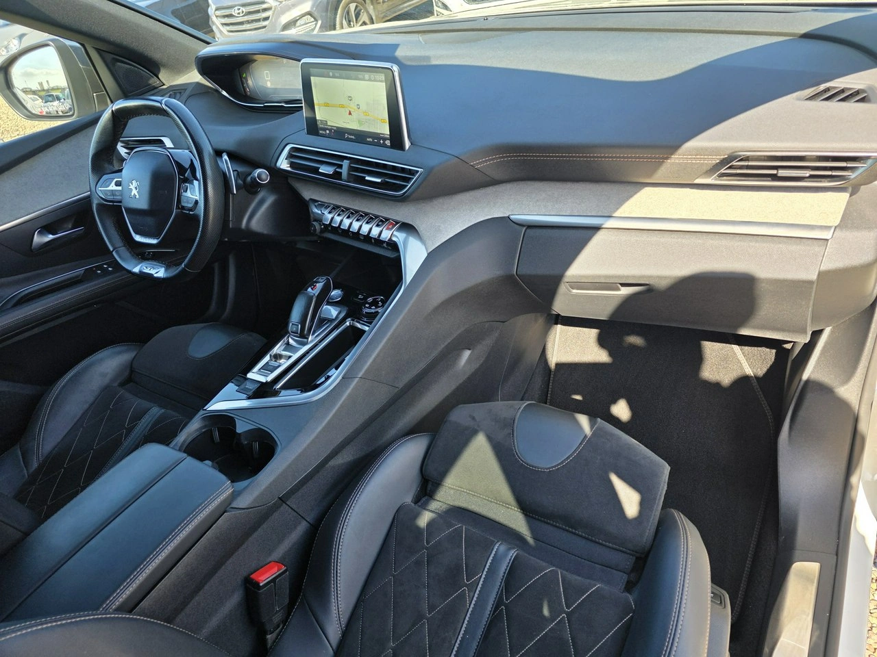 Peugeot 3008 - Zdjęcie 30