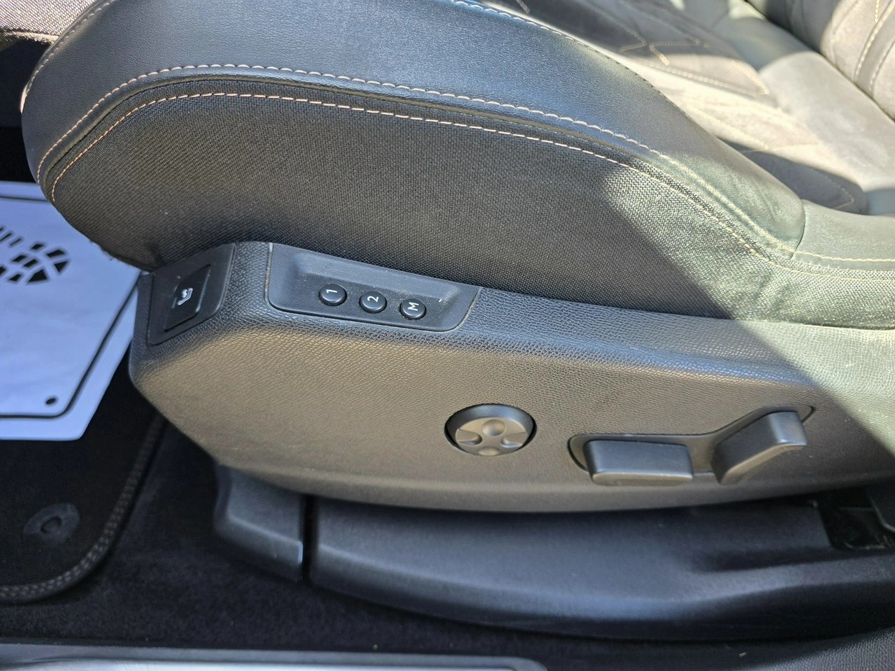 Peugeot 3008 - Zdjęcie 4