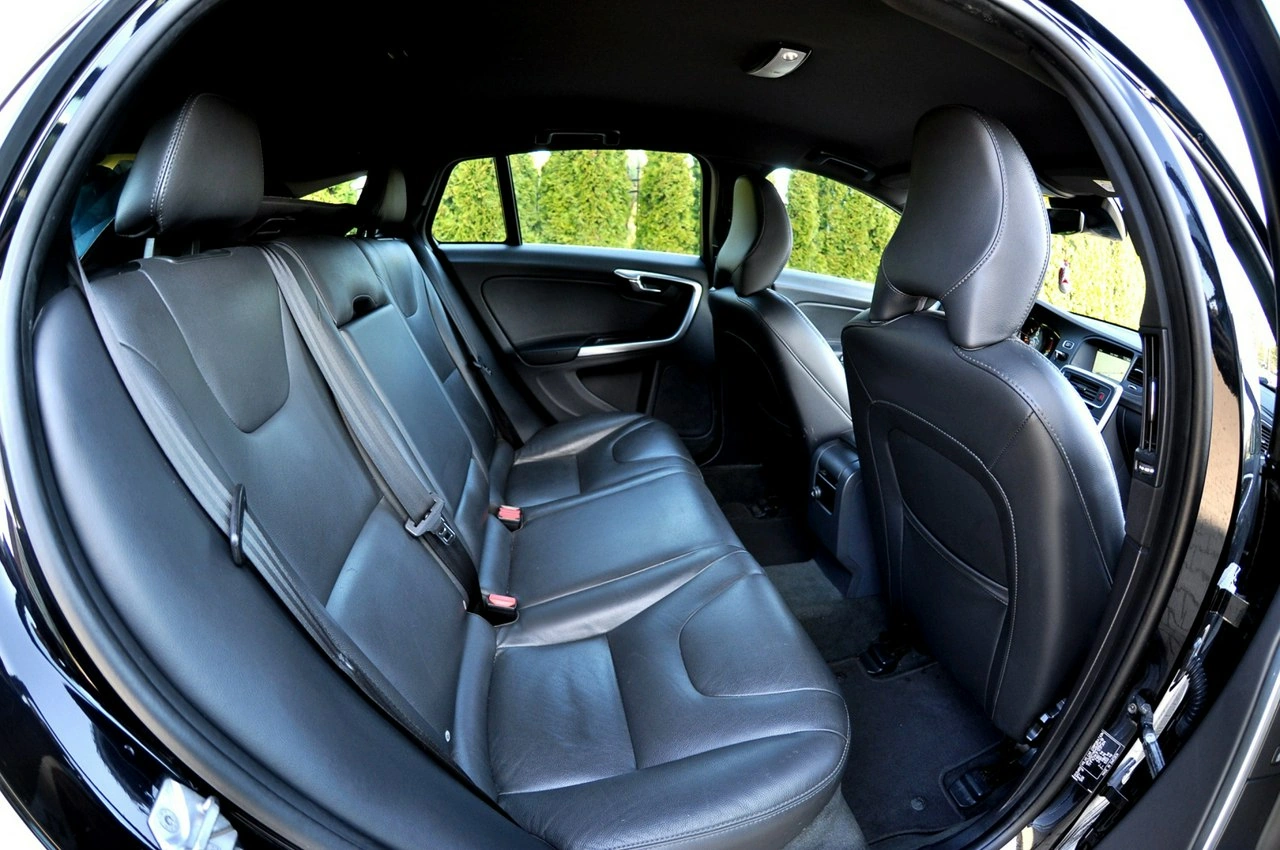 Volvo V60 - Zdjęcie 9