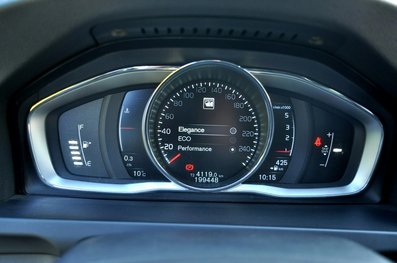 Volvo V60 - Zdjęcie 18