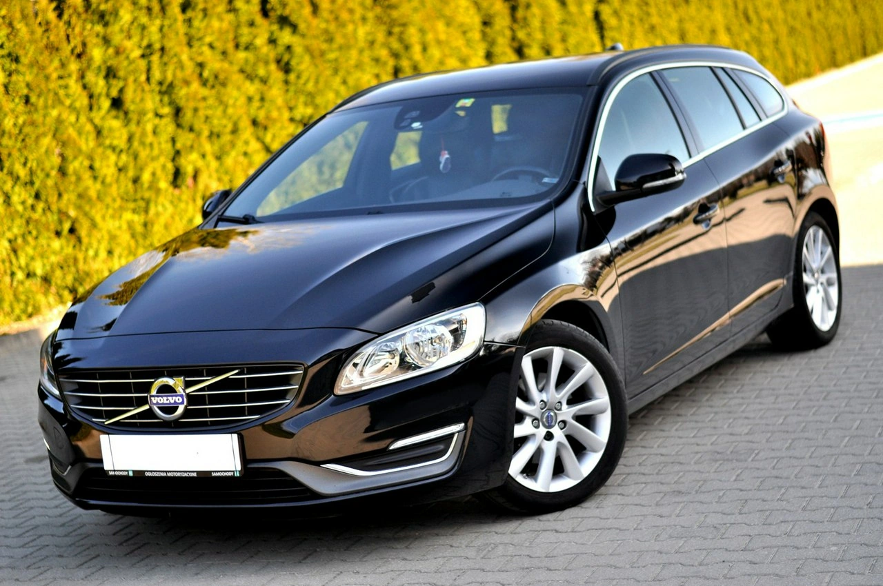 Volvo V60 - Główne zdjęcie