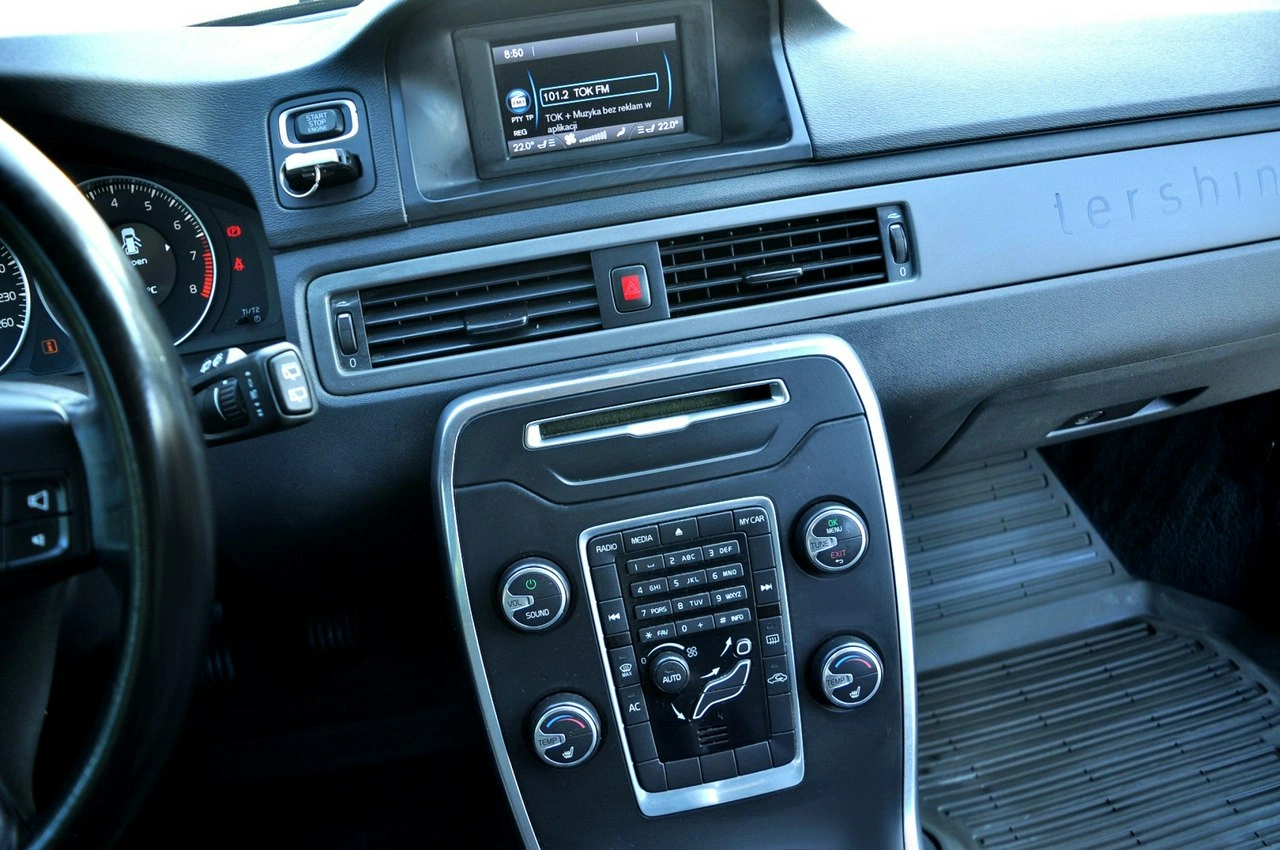 Volvo V70 - Zdjęcie 14