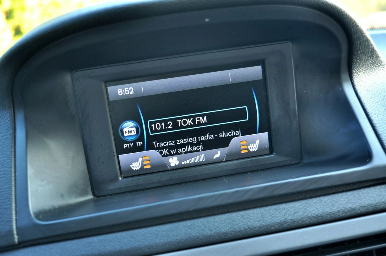 Volvo V70 - Zdjęcie 16