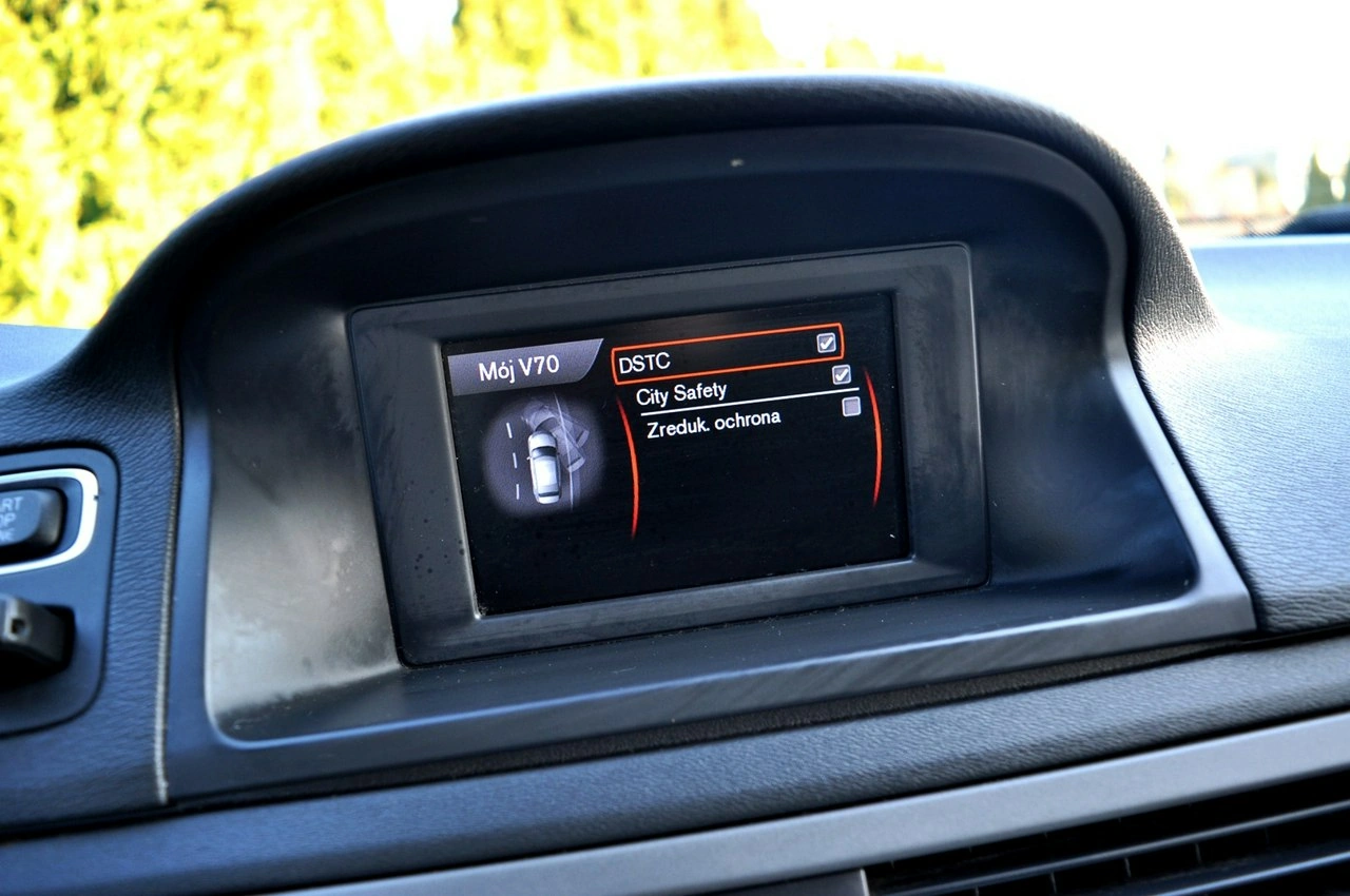 Volvo V70 - Zdjęcie 17