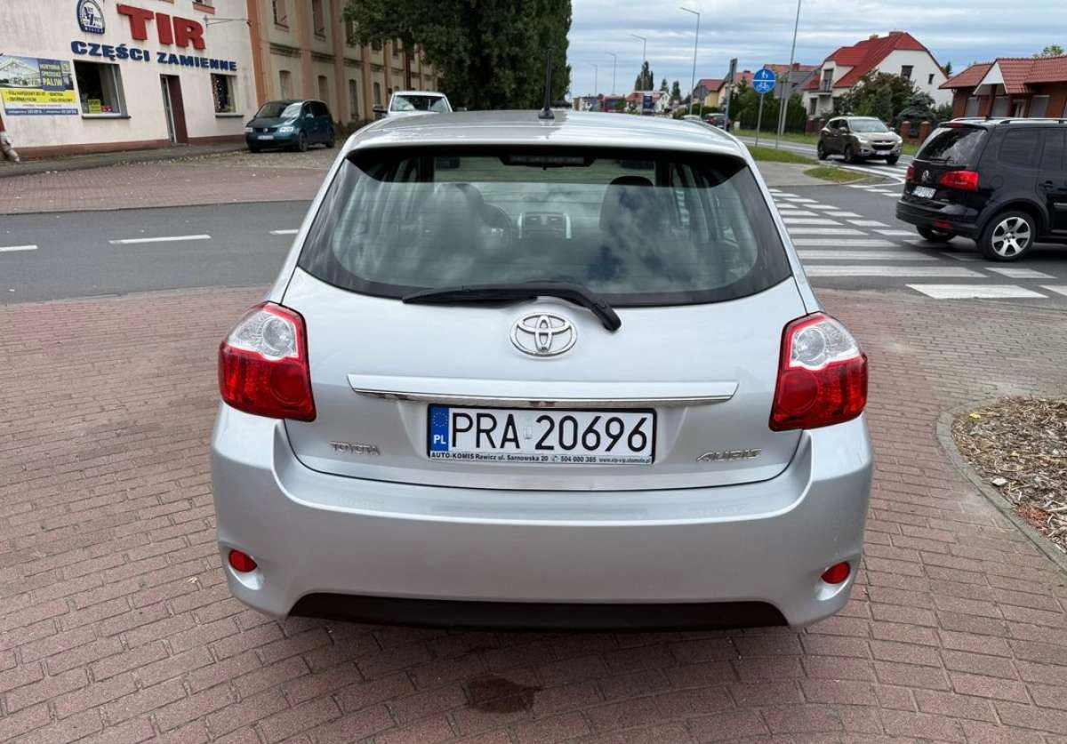 Toyota Auris - Zdjęcie 5