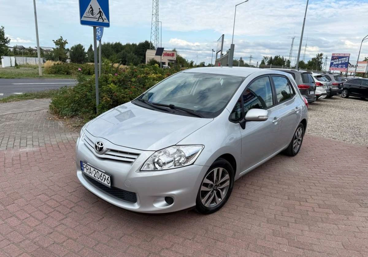 Toyota Auris - Główne zdjęcie