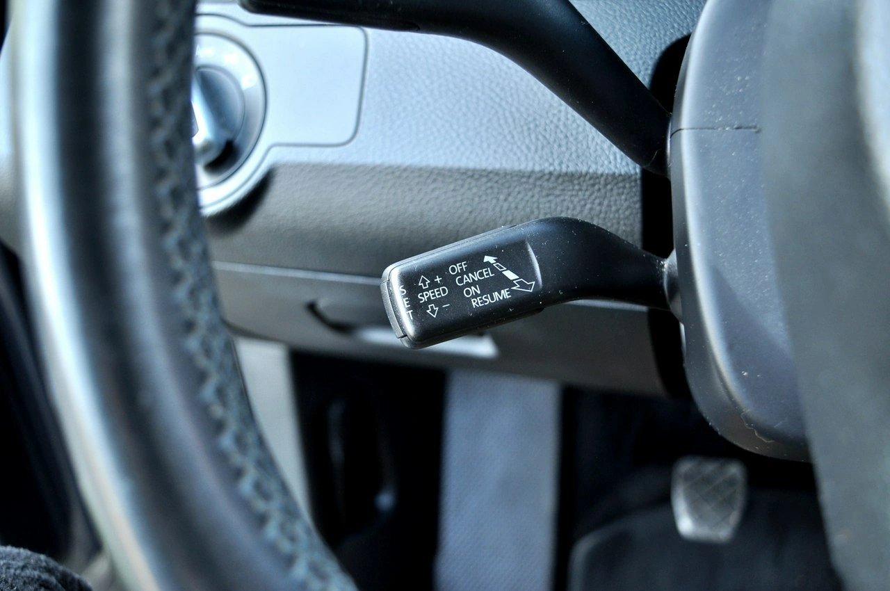 Volkswagen Passat - Zdjęcie 14