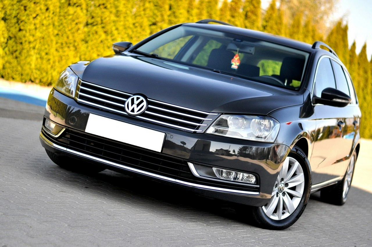 Volkswagen Passat - Zdjęcie 25