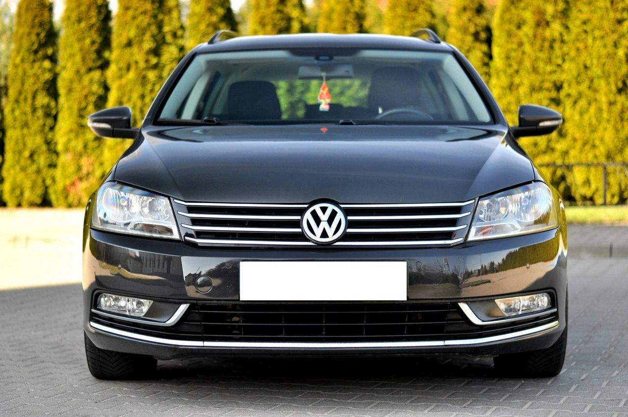 Volkswagen Passat - Zdjęcie 28
