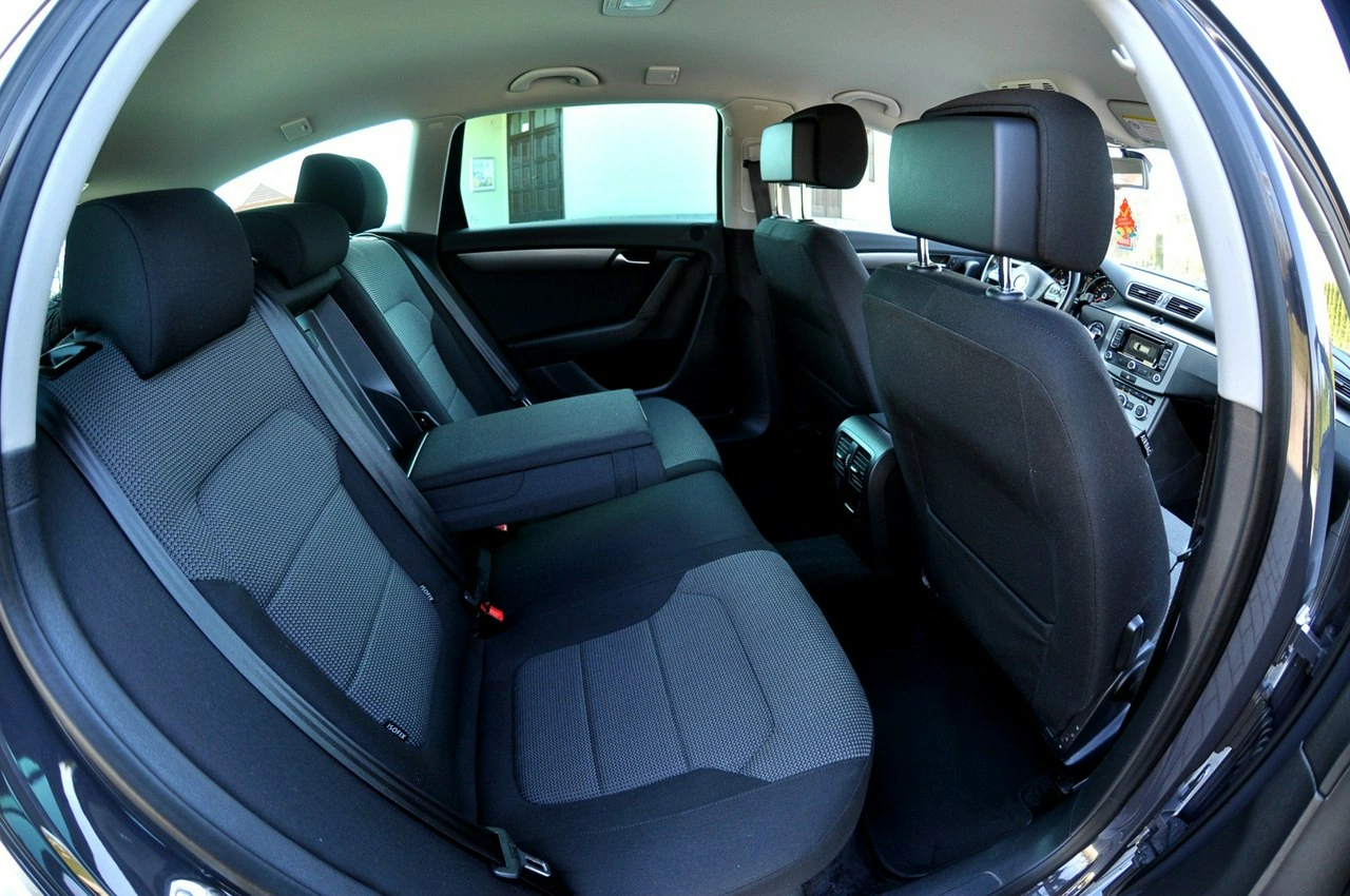 Volkswagen Passat - Zdjęcie 8