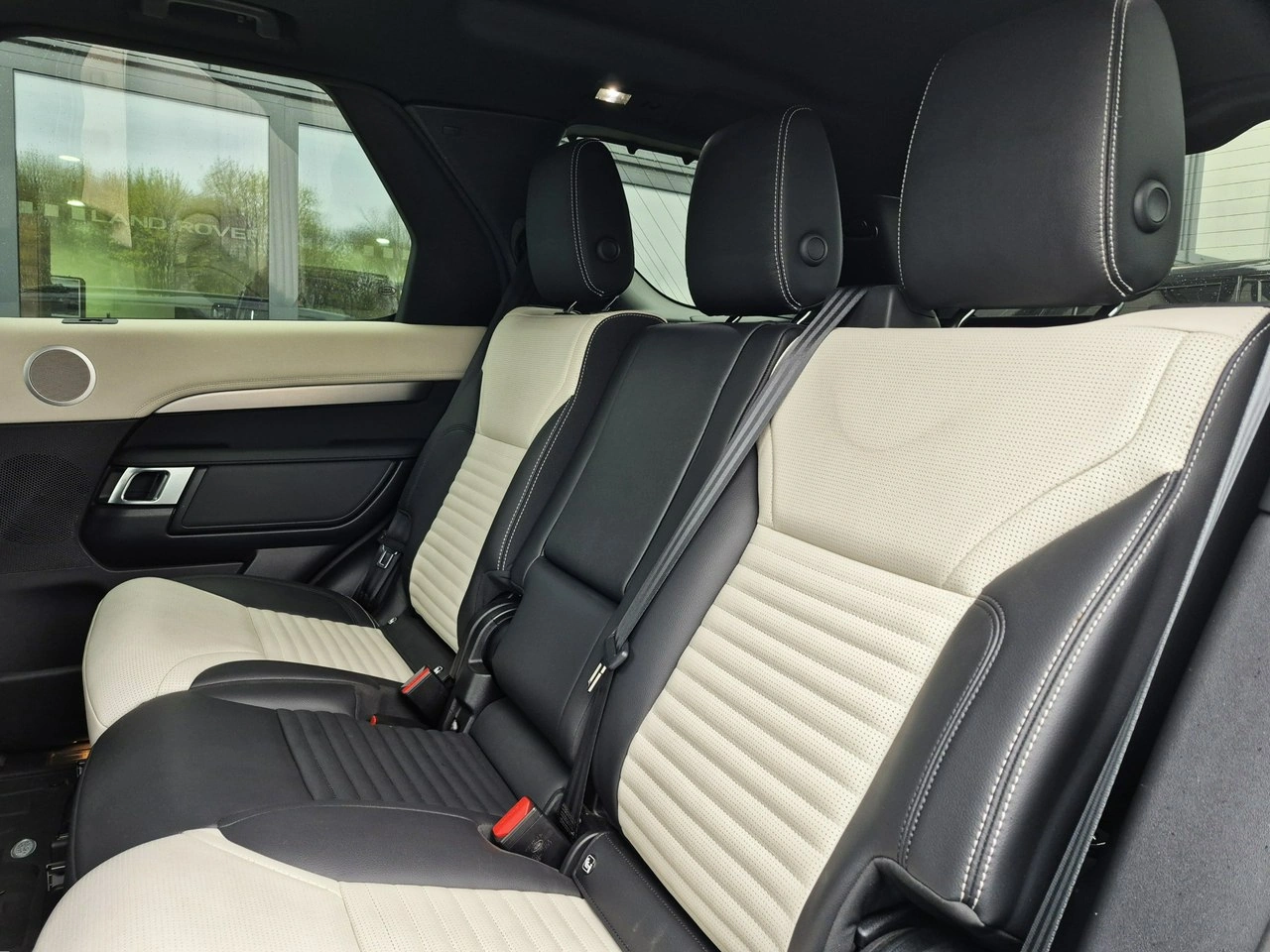 Land Rover Discovery - Zdjęcie 24