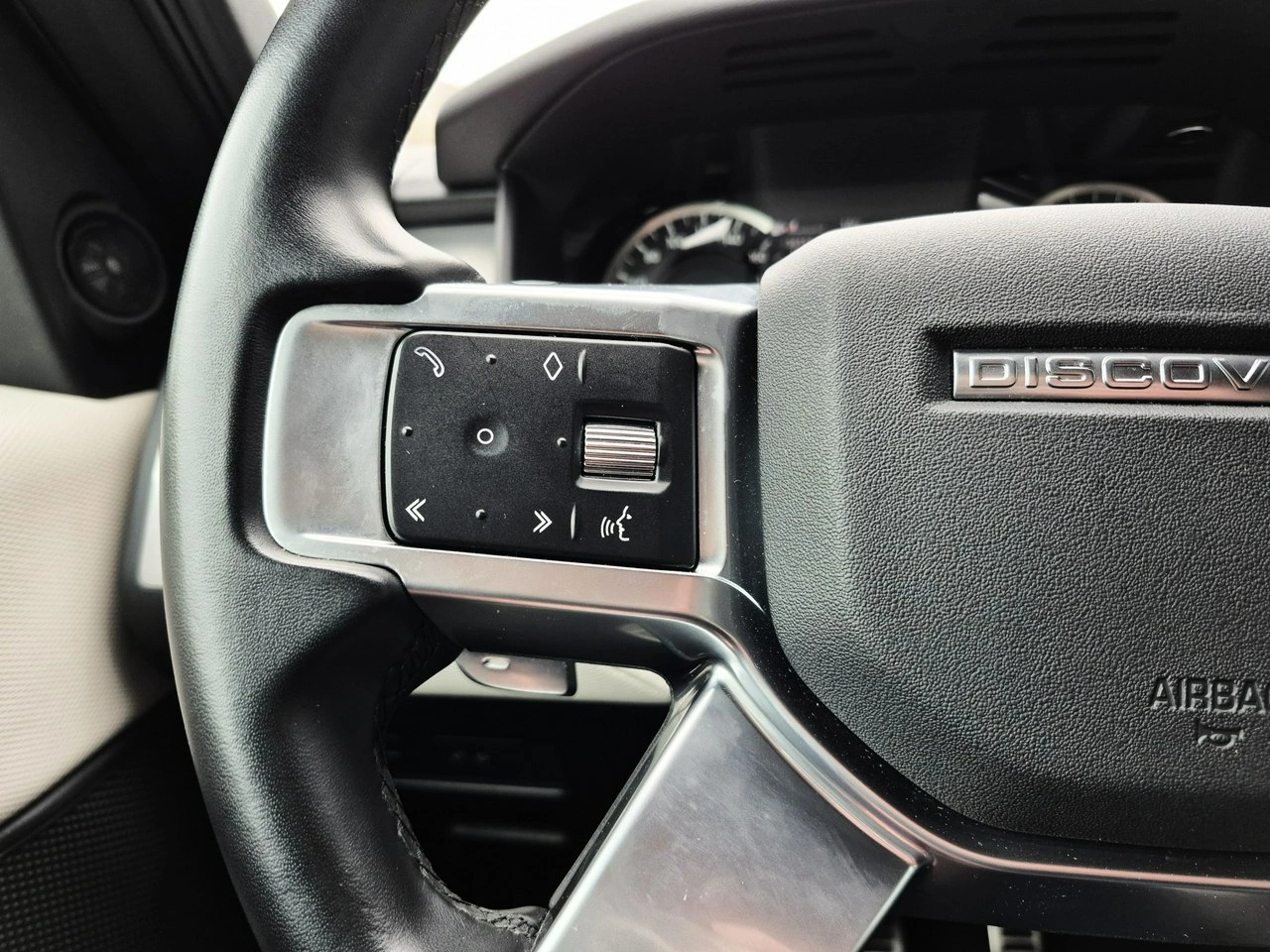 Land Rover Discovery - Zdjęcie 29