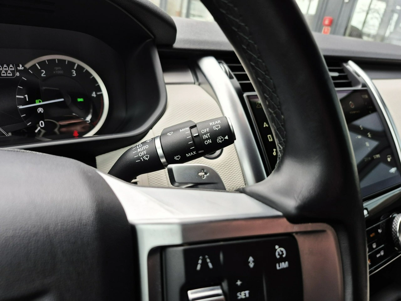 Land Rover Discovery - Zdjęcie 32