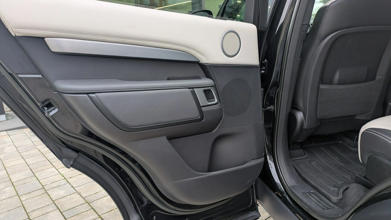 Land Rover Discovery - Zdjęcie 15