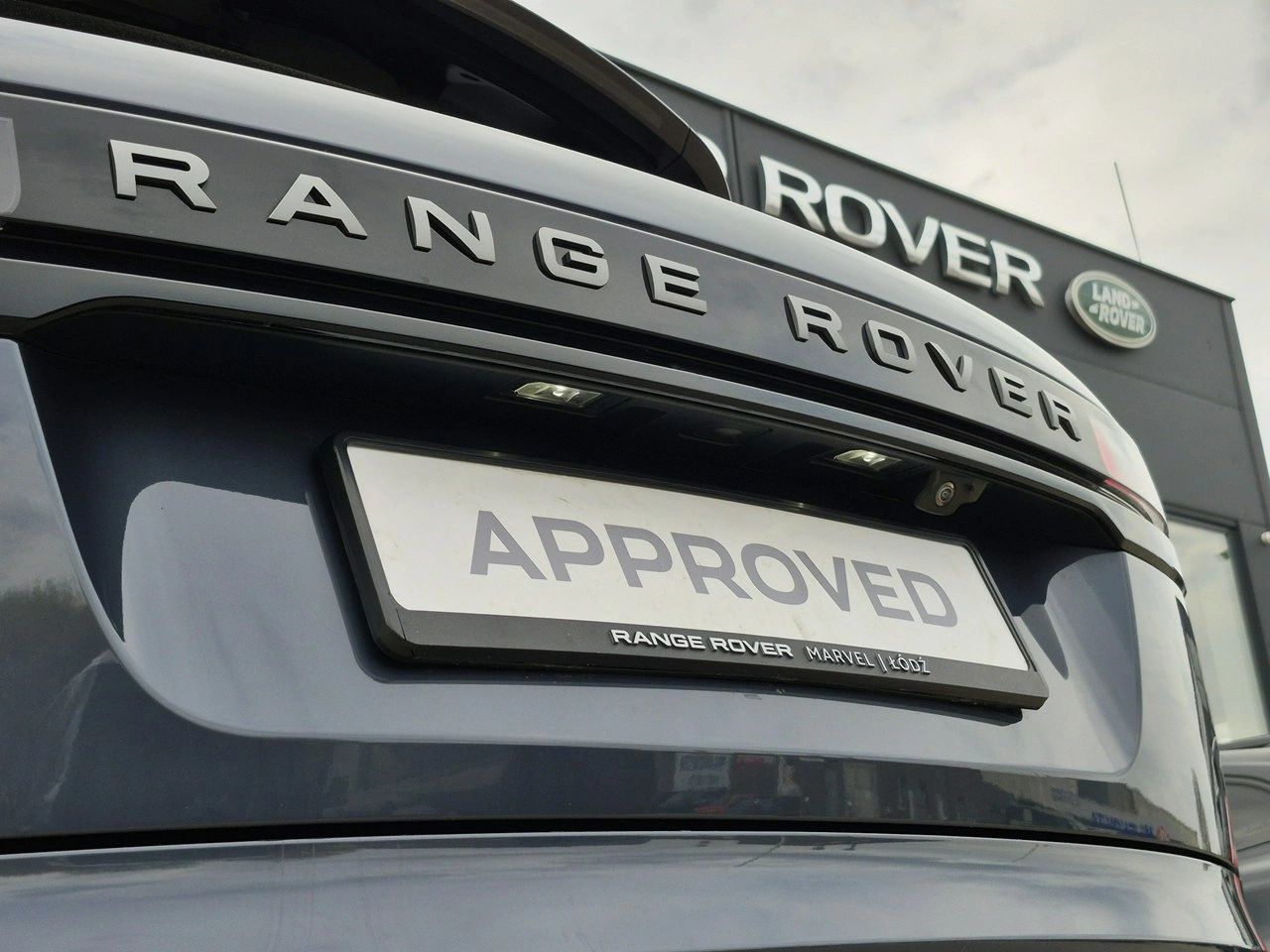 Land Rover Range Rover Velar - Zdjęcie 14