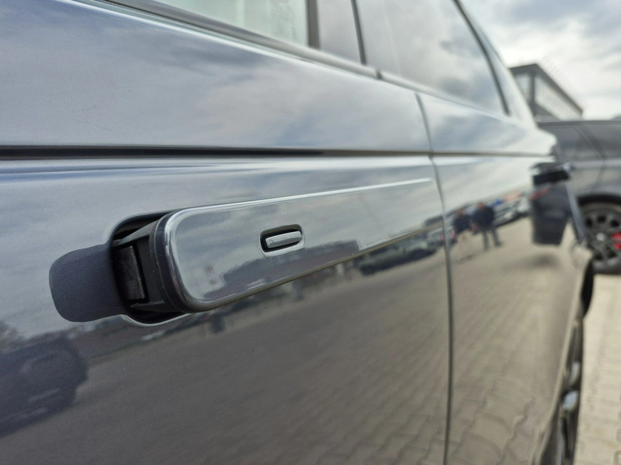 Land Rover Range Rover Velar - Zdjęcie 16