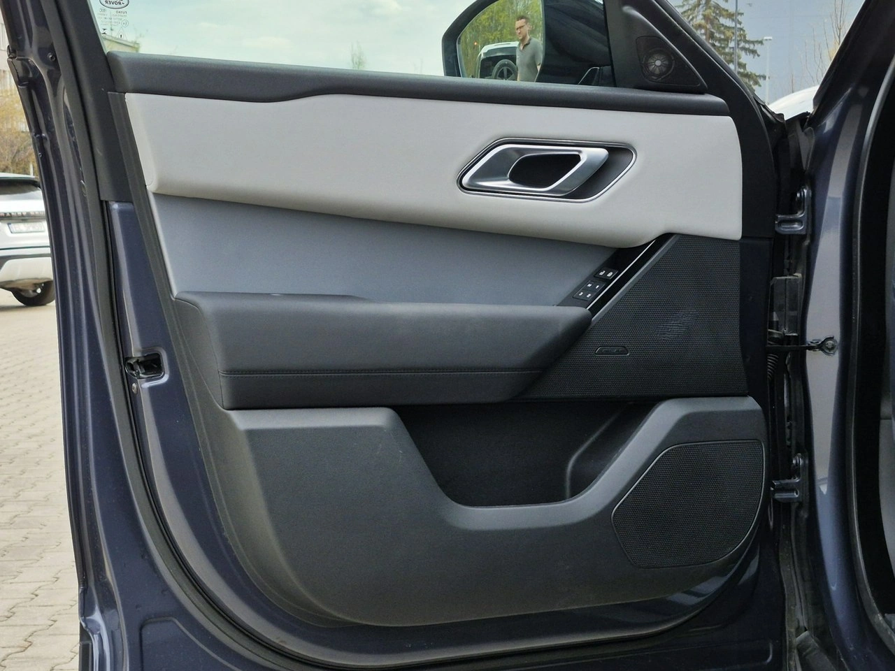 Land Rover Range Rover Velar - Zdjęcie 17