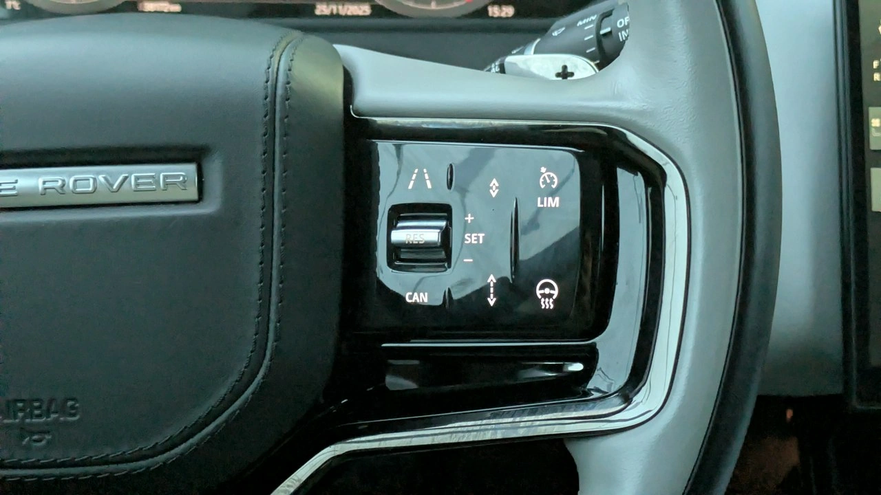 Land Rover Range Rover Velar - Zdjęcie 21