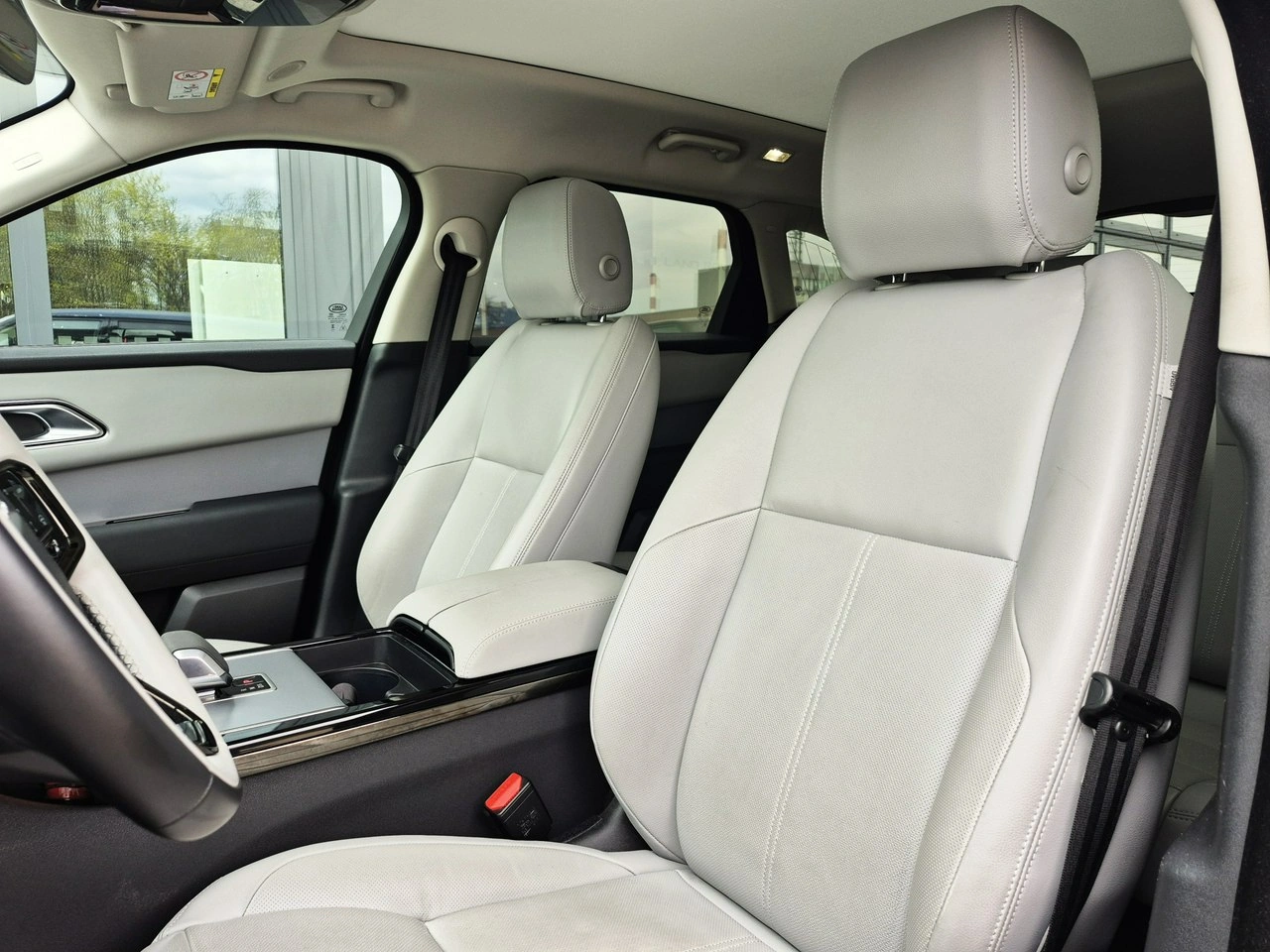 Land Rover Range Rover Velar - Zdjęcie 20