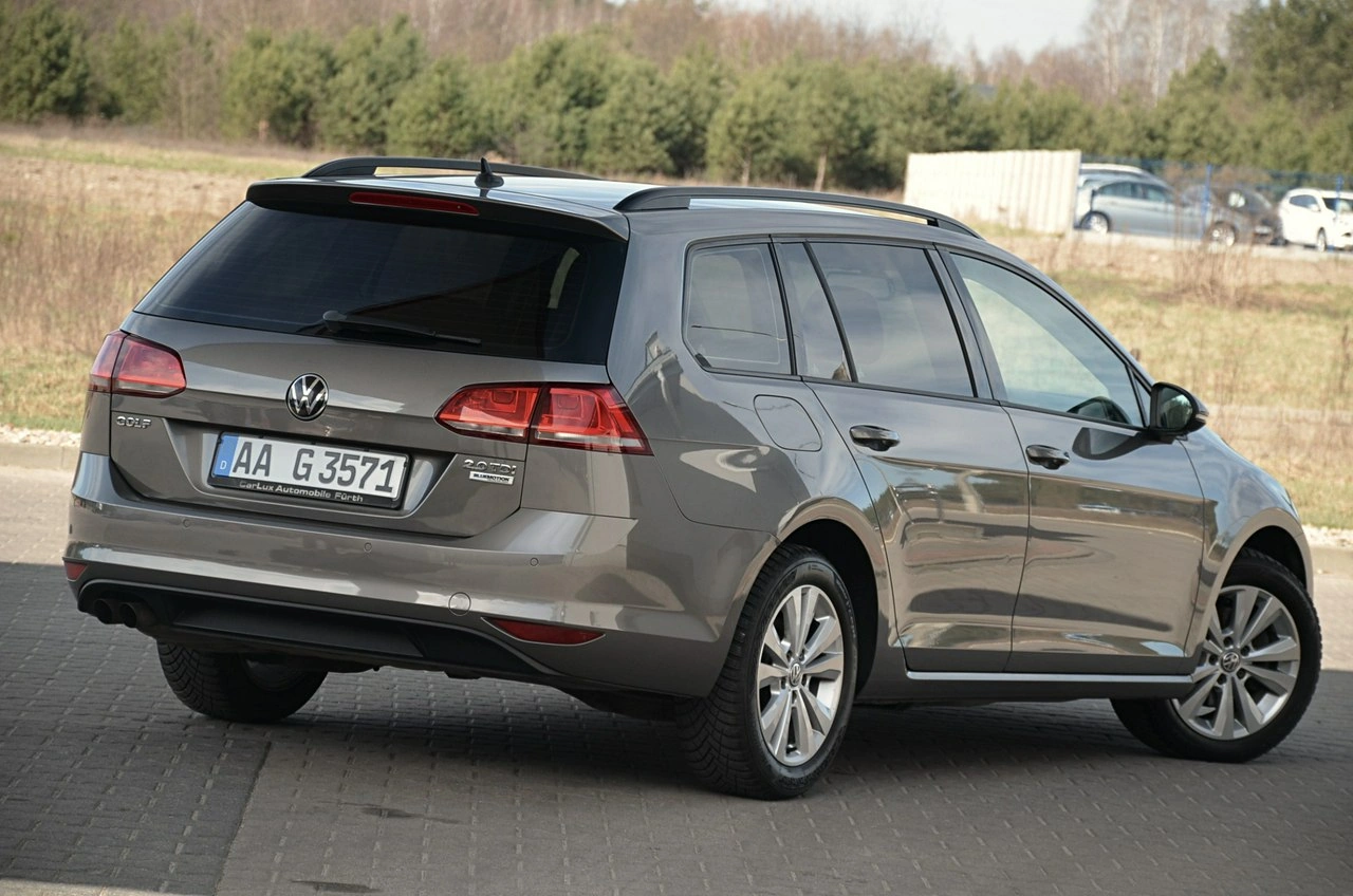 Volkswagen Golf - Zdjęcie 9