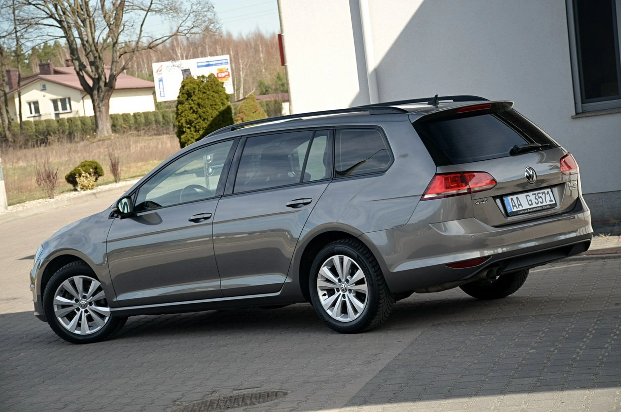 Volkswagen Golf - Zdjęcie 12